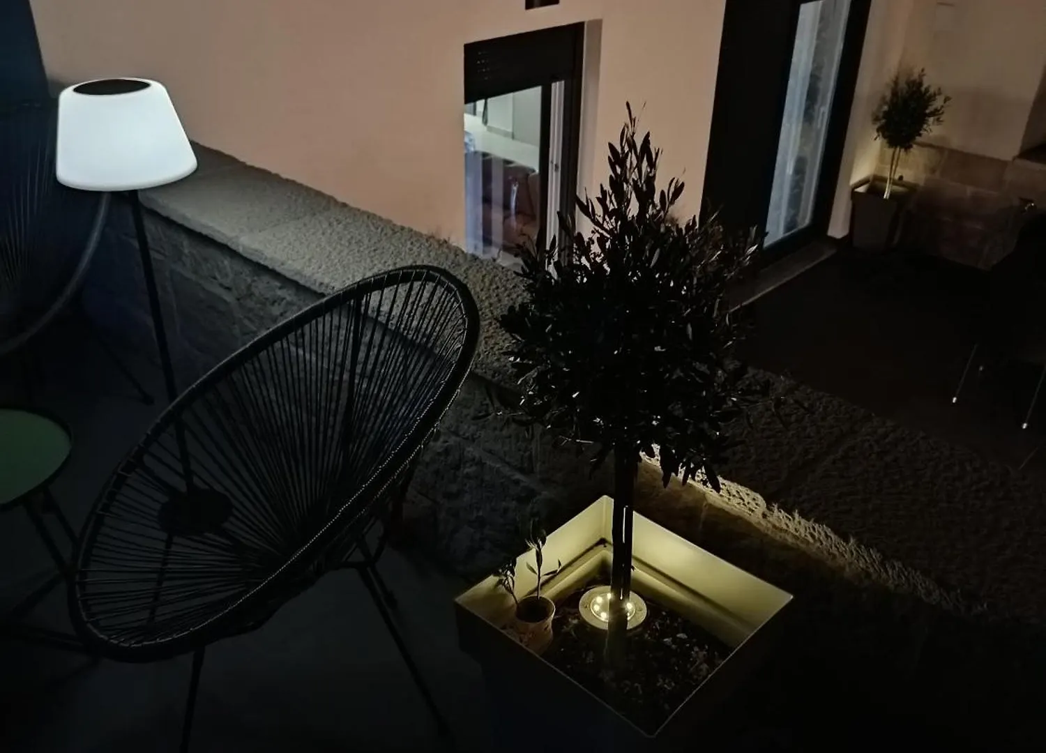 Apartment T E A Pag باغ